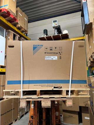 Warmtepomp Monobloc, Daikin, EDLA04E23V3, Wit